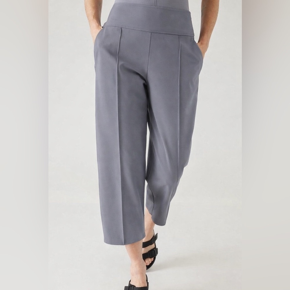 Athleta Stellar Wide Crop‎ Pants Gray Wide Leg Pull On Stretch Women’s 6 Casual